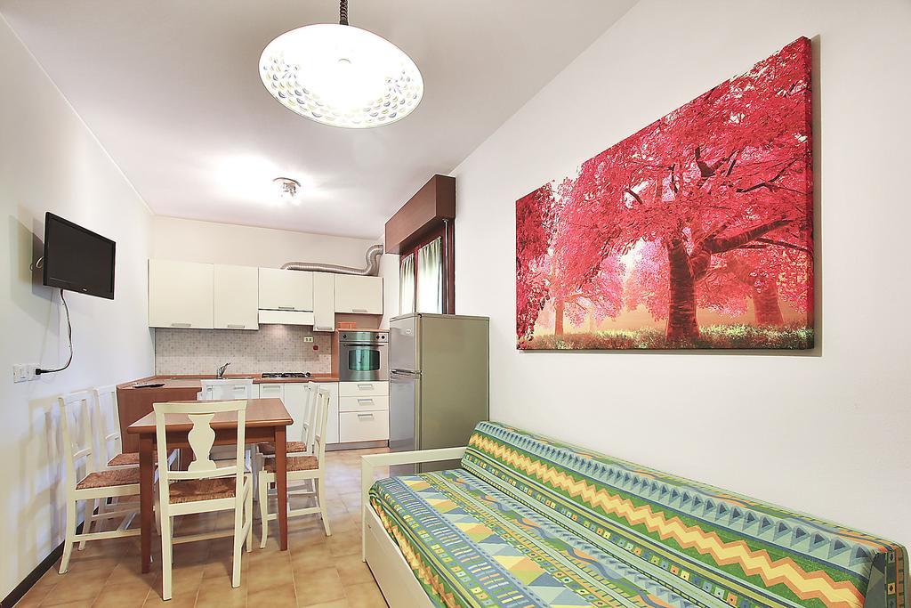 Villa Renata Lignano Sabbiadoro Phòng bức ảnh